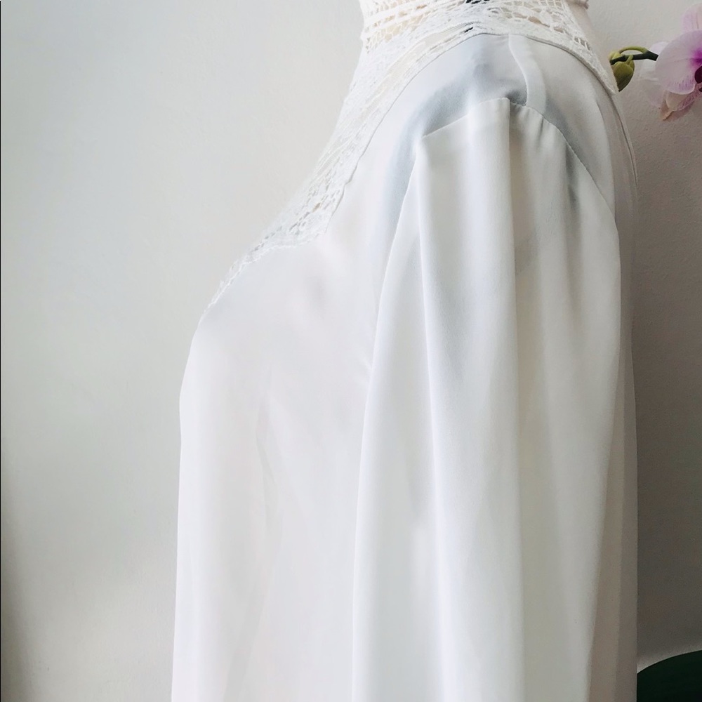 Pretty & Classic White High Neck Lace Blouse Large - Picture 7 of 8